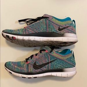 Nike women’s Free TR Flyknit (Free Run 5.0)